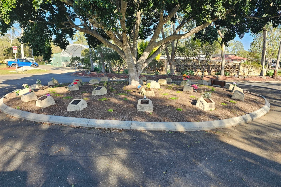 Shady Fig Memorial Circle Garden