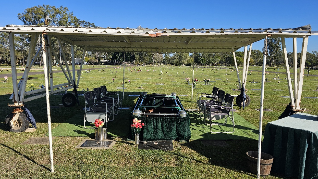 Warrill Park Lawn Cemetery